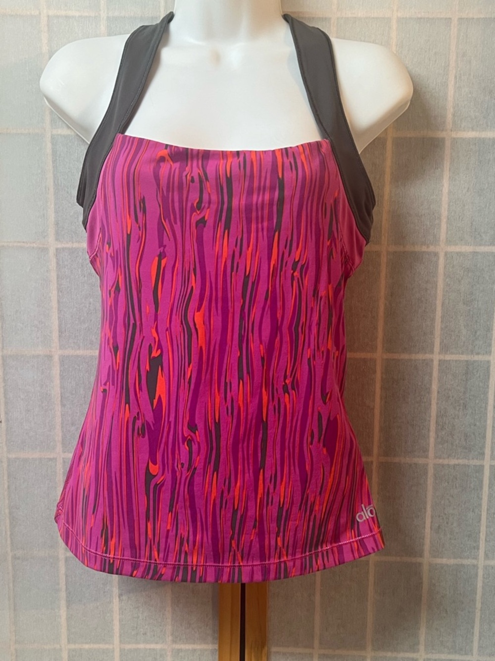 ALO YOGA Racerback Tank Top Women Small Pink Purple Athletic Workout Yoga Top - Picture 2 of 12